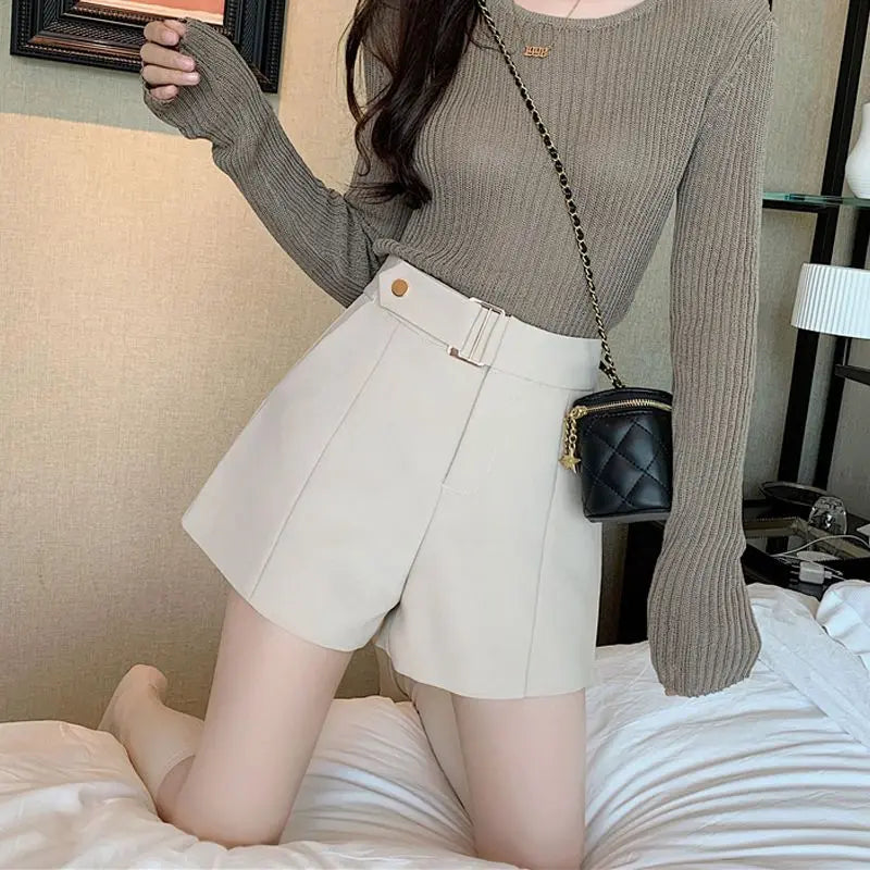 Mimi High-Waist Shorts