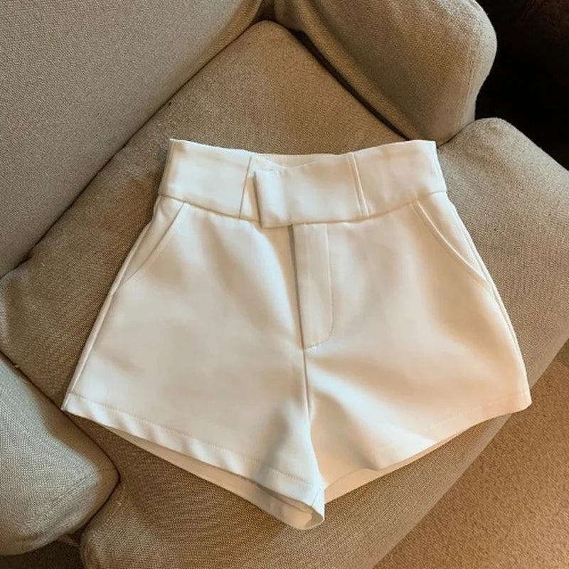 Chic Wide Leg Shorts - Sexy & Elegant